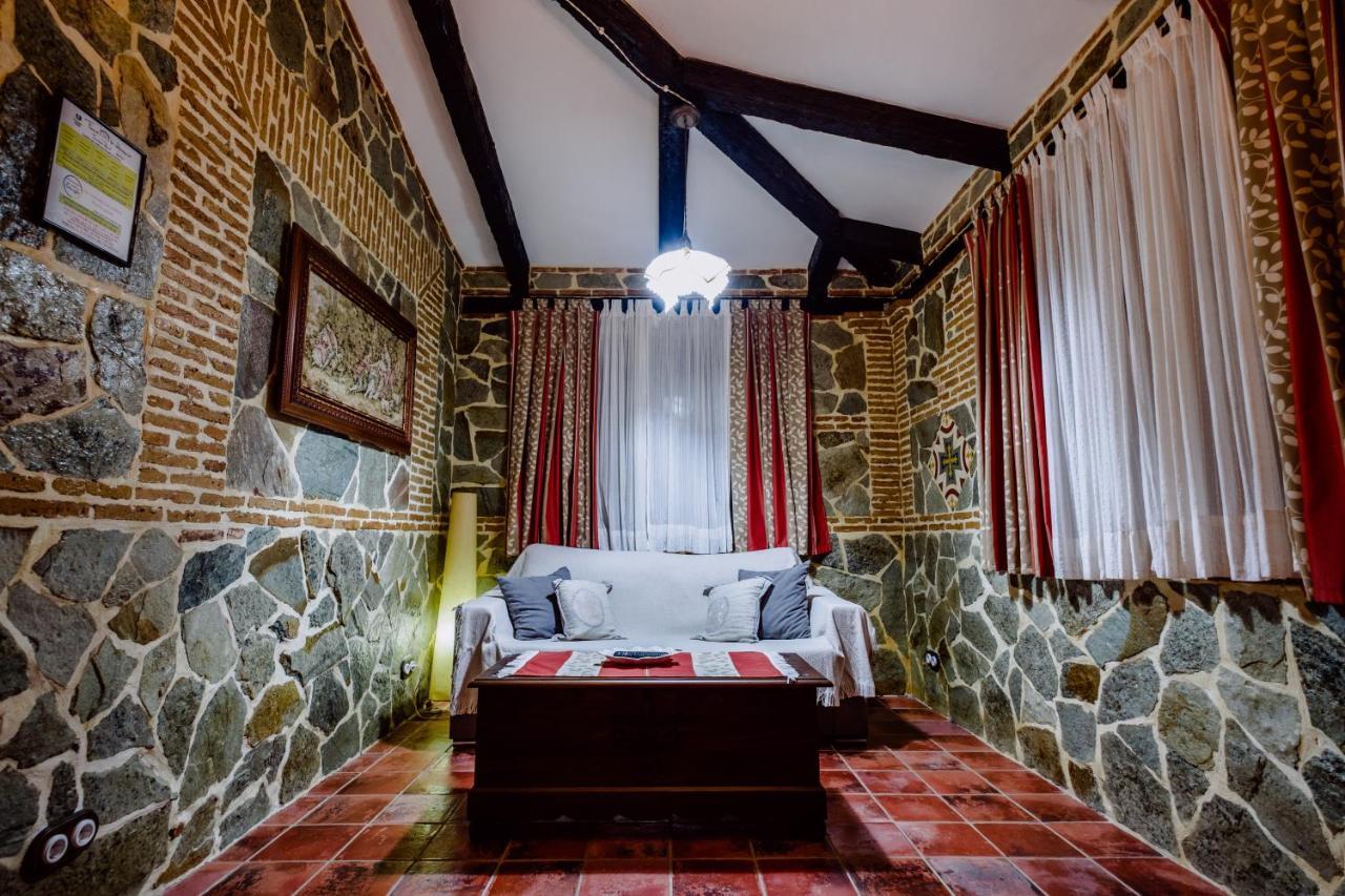 Hotel Rural Finca La Herencia Guadalcanal Kültér fotó